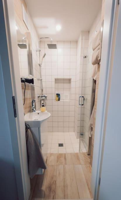 Suite 13 Loft Mit Terrasse Teublitz Buitenkant foto